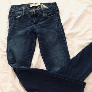Skinny jeans